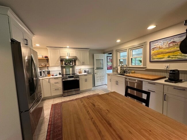 Photo - 51 Spruce St