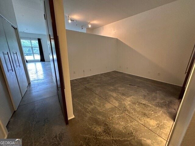 Photo - 560 Dutch Valley Rd NE Unit 2413