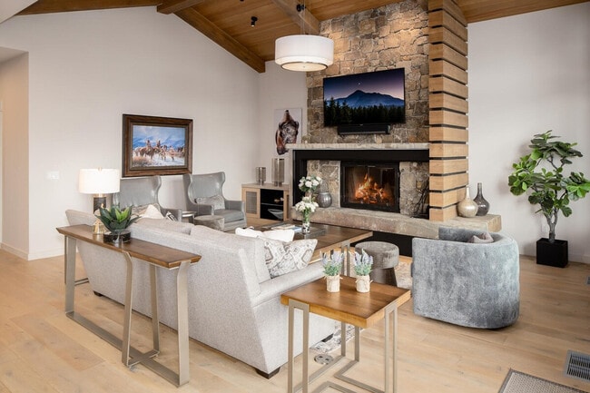 Photo - 83 Mountain Loop Rd Unit ID1255690P