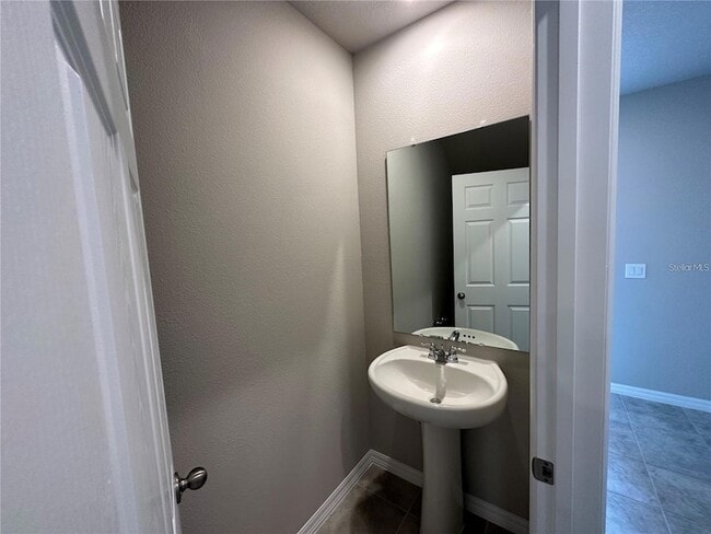 Photo - 430 Legacy Lp