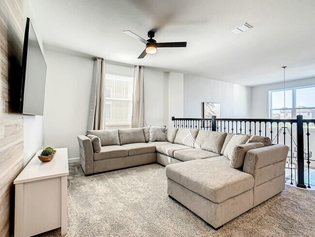 Building Photo - 570 Sticks St Unit ID1315003P