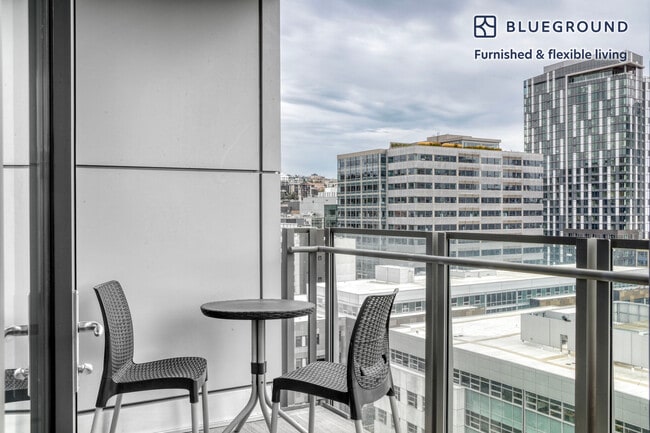 Photo - 602 Terry Ave N Unit FL12-ID635