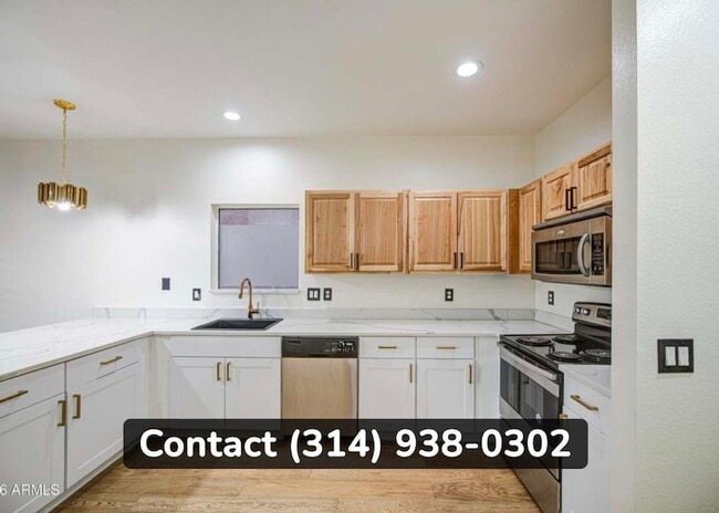 Photo - 1750 W Union Hills Dr
