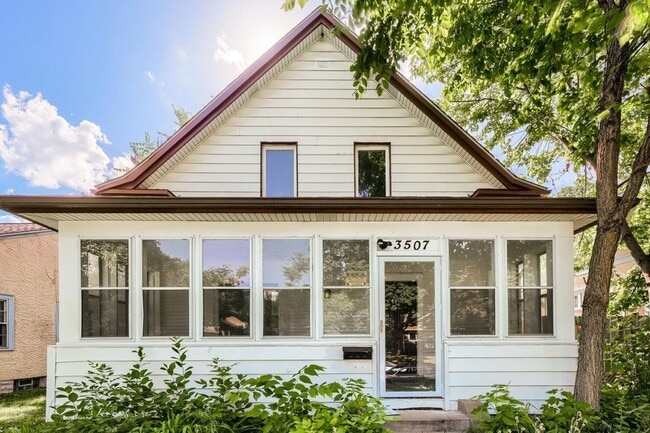 Photo - 3507 N Newton Ave