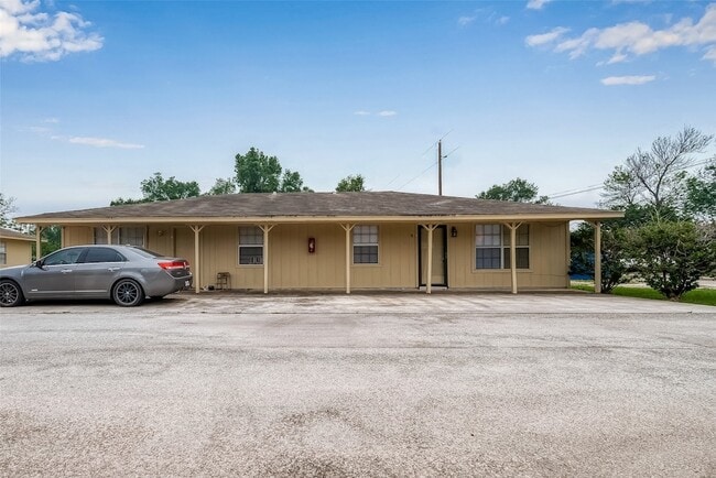 Photo - 8430 Round Rock Dr Unit 8