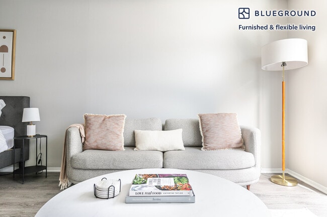 Photo - 180 N Jefferson St Unit FL6-ID1216