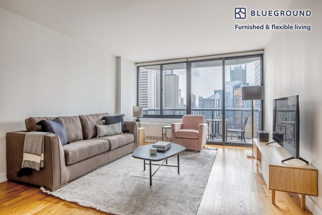 Building Photo - 235 W 48th St Unit SI FL38-ID1227