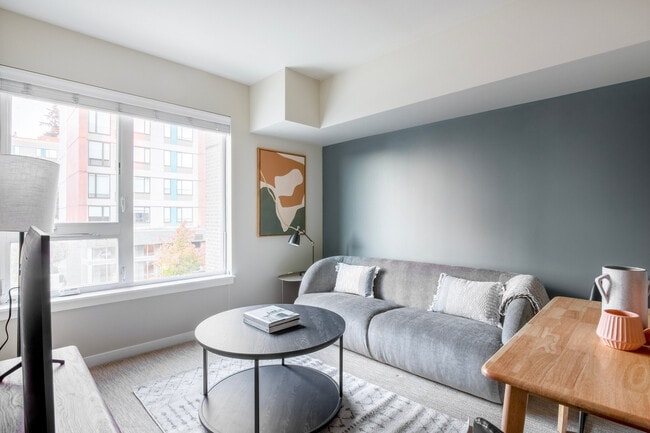 Building Photo - 15301 NE Turing St Unit FL8-ID997