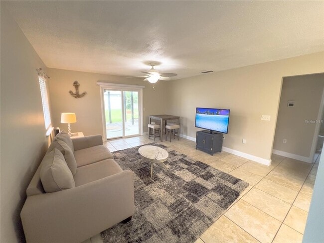 Photo - 820 N Central Ave