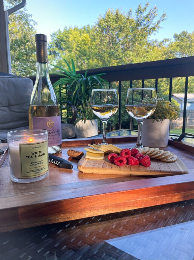 Photo - 11501-11505 5 Cedars Rd Unit ID1293785P