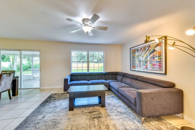 Building Photo - 5307 Mink Rd Unit SI ID1604746P