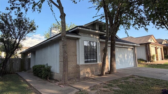 Building Photo - 13003 Widge Dr