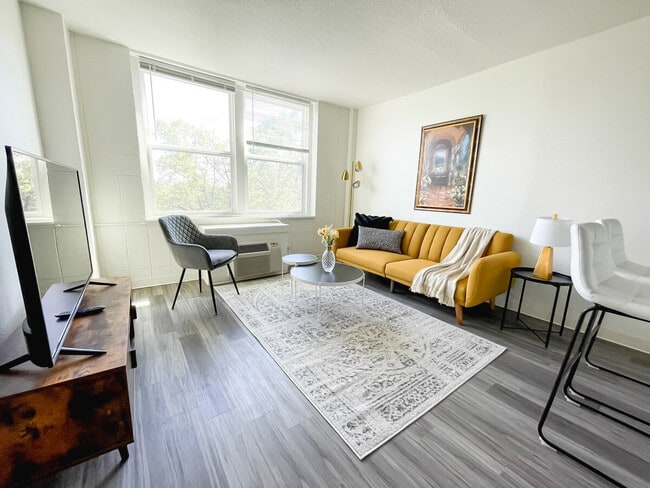 Photo - 2515 Burnet Ave Unit ID1036844P