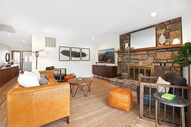 Photo - 15 Baywater Ln Unit ID1221842P