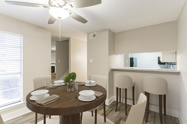 Photo - Hazelwood Apartment Homes