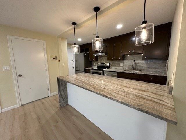 Photo - 12 Hallmark Gdns Unit 7