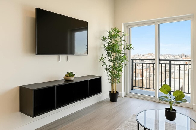 Photo - 2400 E Huntingdon St Unit ID1223604P