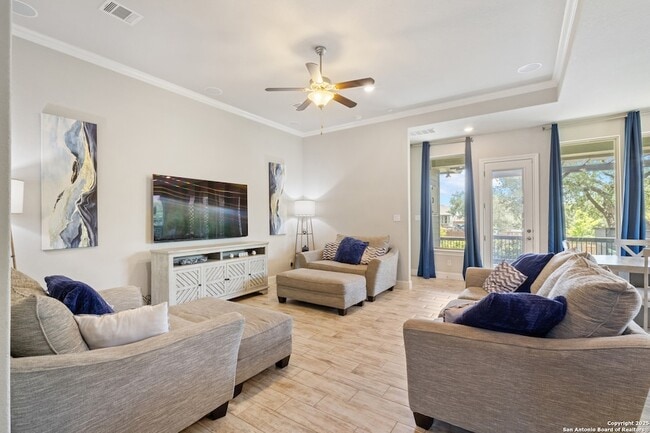 Photo - 11910 Wilby Crk