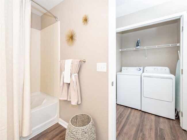 Photo - Park Crossing