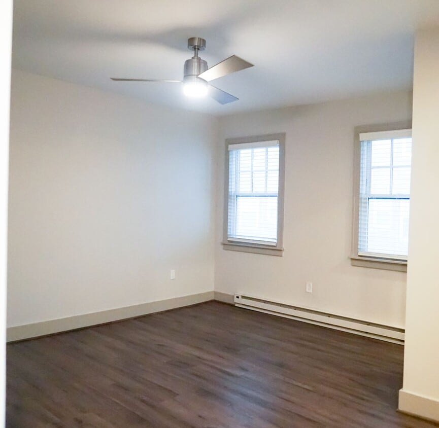 Floor Plan - Studio- 1st Floor Corner