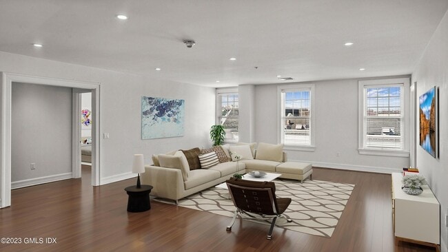 Photo - 409 Greenwich Ave Unit A