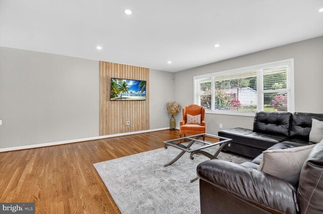 Photo - 6801 Trowbridge Pl