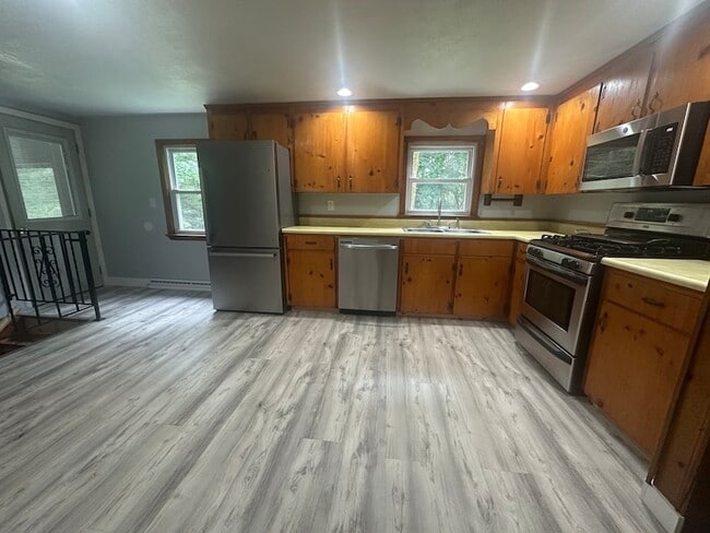 Photo - 83 McClelland Rd