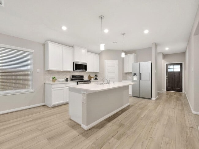 Photo - 18123 Martin Pines Dr