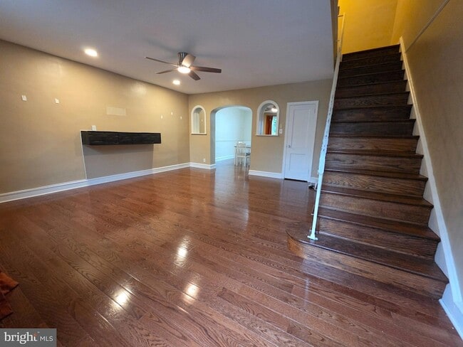 Photo - 408 Slocum St