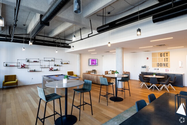 Interior Photo - Goldtex