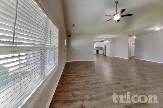 Photo - Tricon Spring Hill