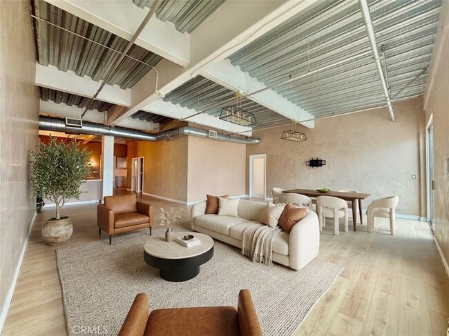 Photo - 312 W 5th St Unit 1205