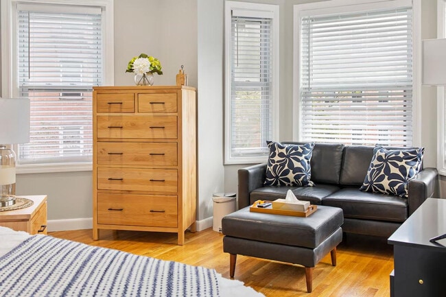 Building Photo - 350 North St Unit SI ID1364301P