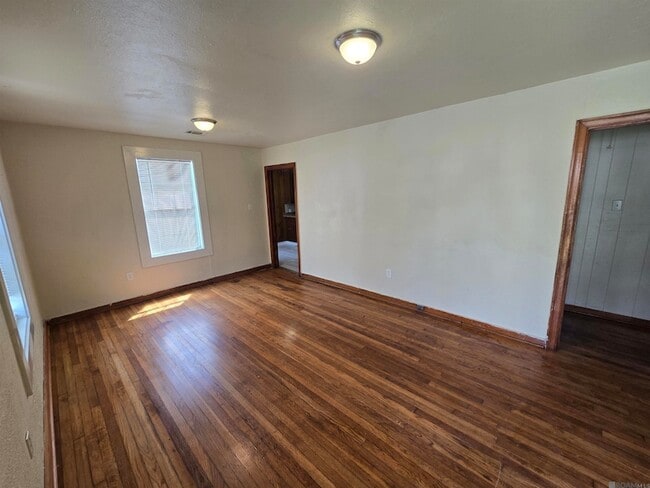 Photo - 4374 Monroe Ave