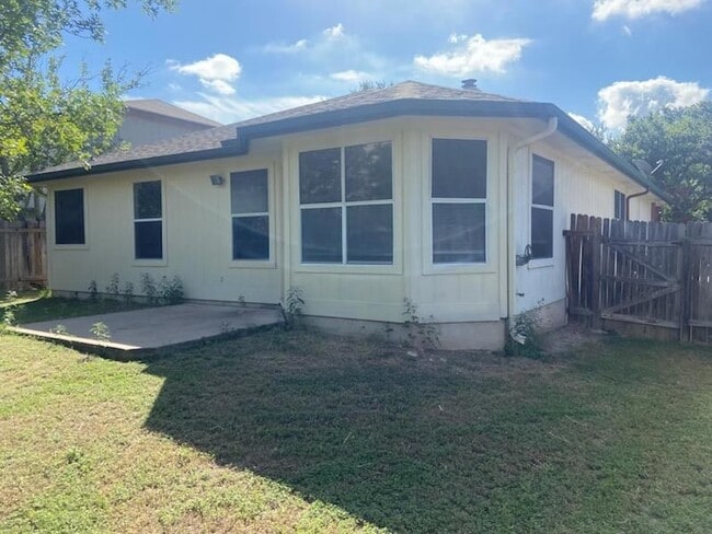 Photo - 17616 Tobermory Dr