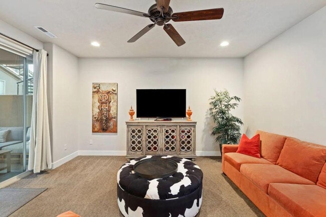 Photo - 3800 Paradise Vlg Dr Unit ID1266189P