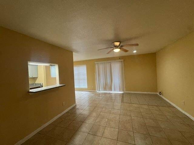 Photo - 16111 Aspenglenn Dr Unit 611