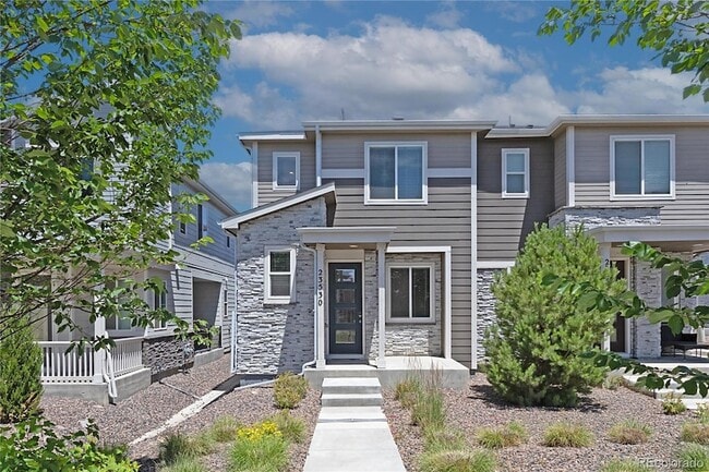 Building Photo - 23530 E 5th Dr