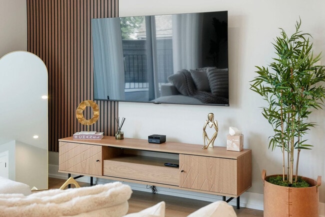 Photo - 2344 W Polk St Unit ID1256062P