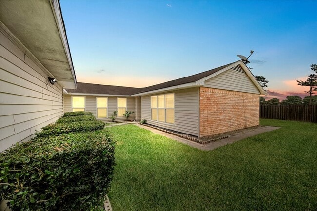 Photo - 1815 Millbury Dr