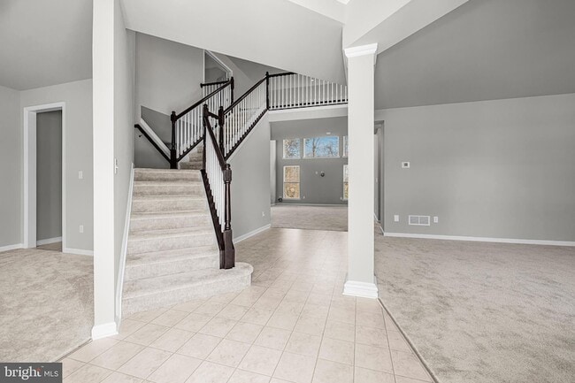 Photo - 243 Wavyleaf Dr