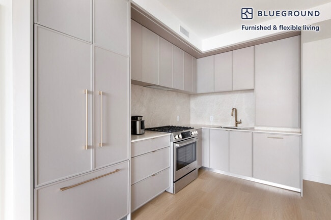 Photo - 544 Carroll St Unit FL12-ID2202