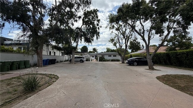 Photo - 5855 Shirley Ave