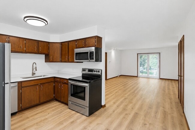 Photo - 31 Green Oaks Dr