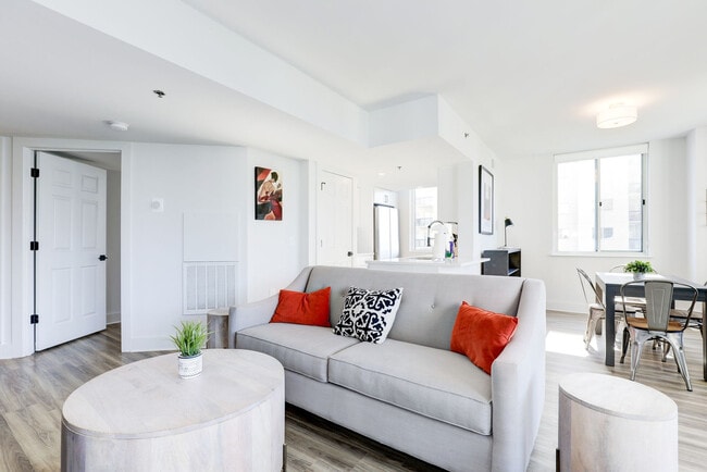 Photo - 1221 S Eads St Unit FL10-ID1024709P