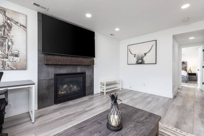 Photo - 2744 Newcastle Dr Unit SI ID1597577P