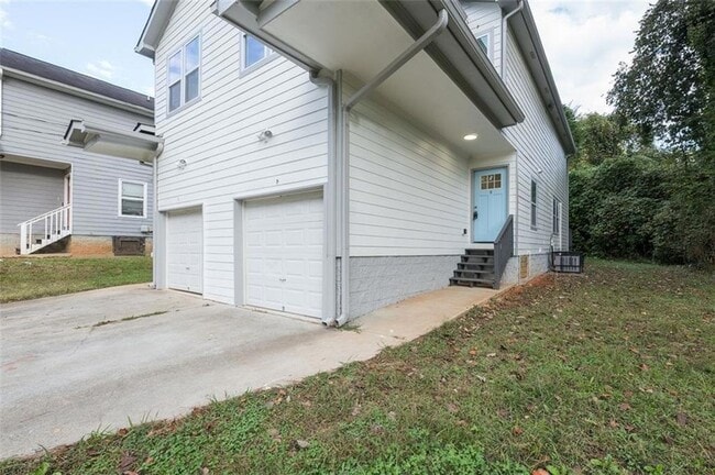 Photo - 2027 Lois Pl NW