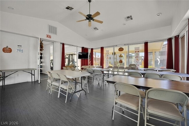 Photo - 3425 E Russell Rd Unit 156