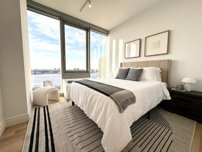 Photo - 1745 Broadway Unit ID1051274P