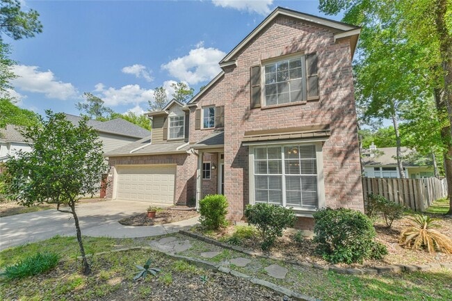 Photo - 2 Willow Point Pl